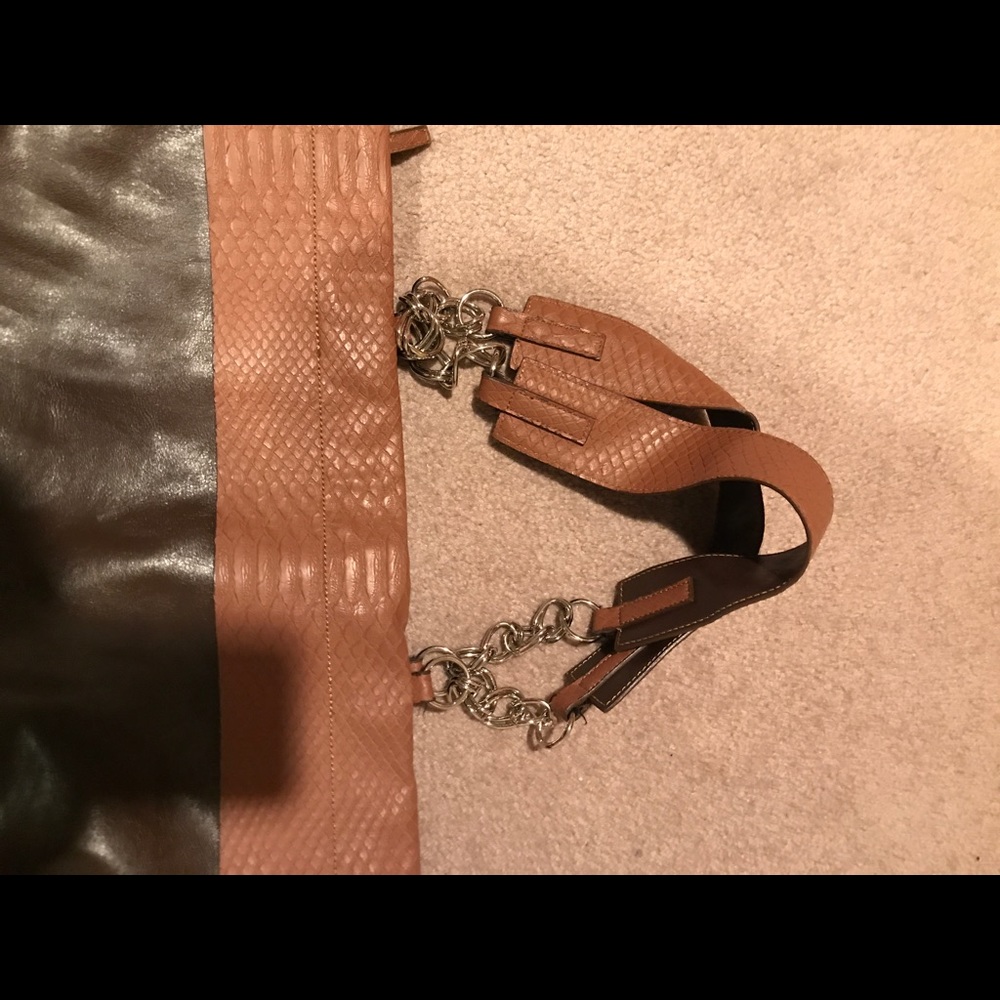 Tote - Picture 3 of 4